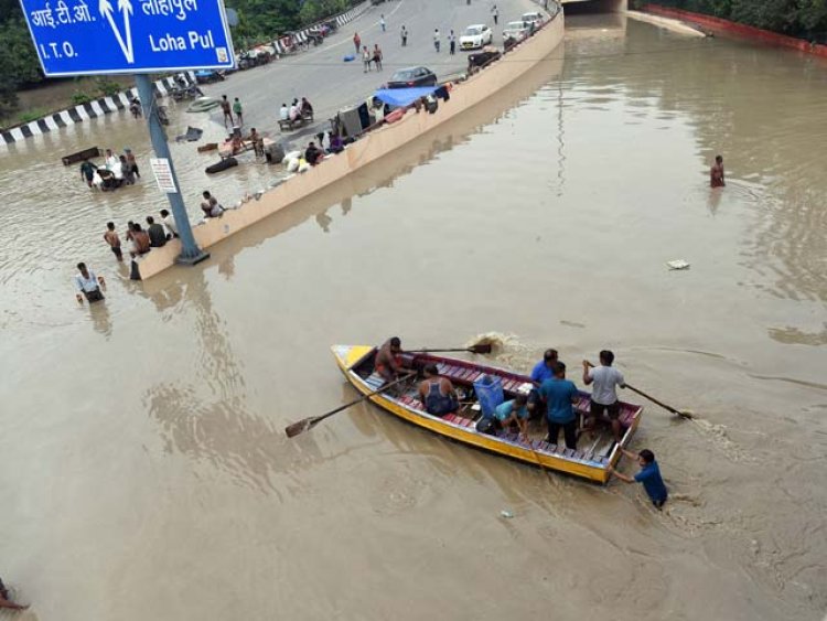 Yamuna River water flow decreases